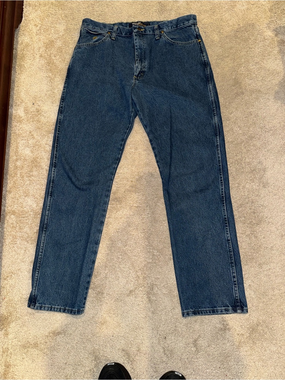 Men’s Wrangler blue jeans George Strait Collection size 36x32